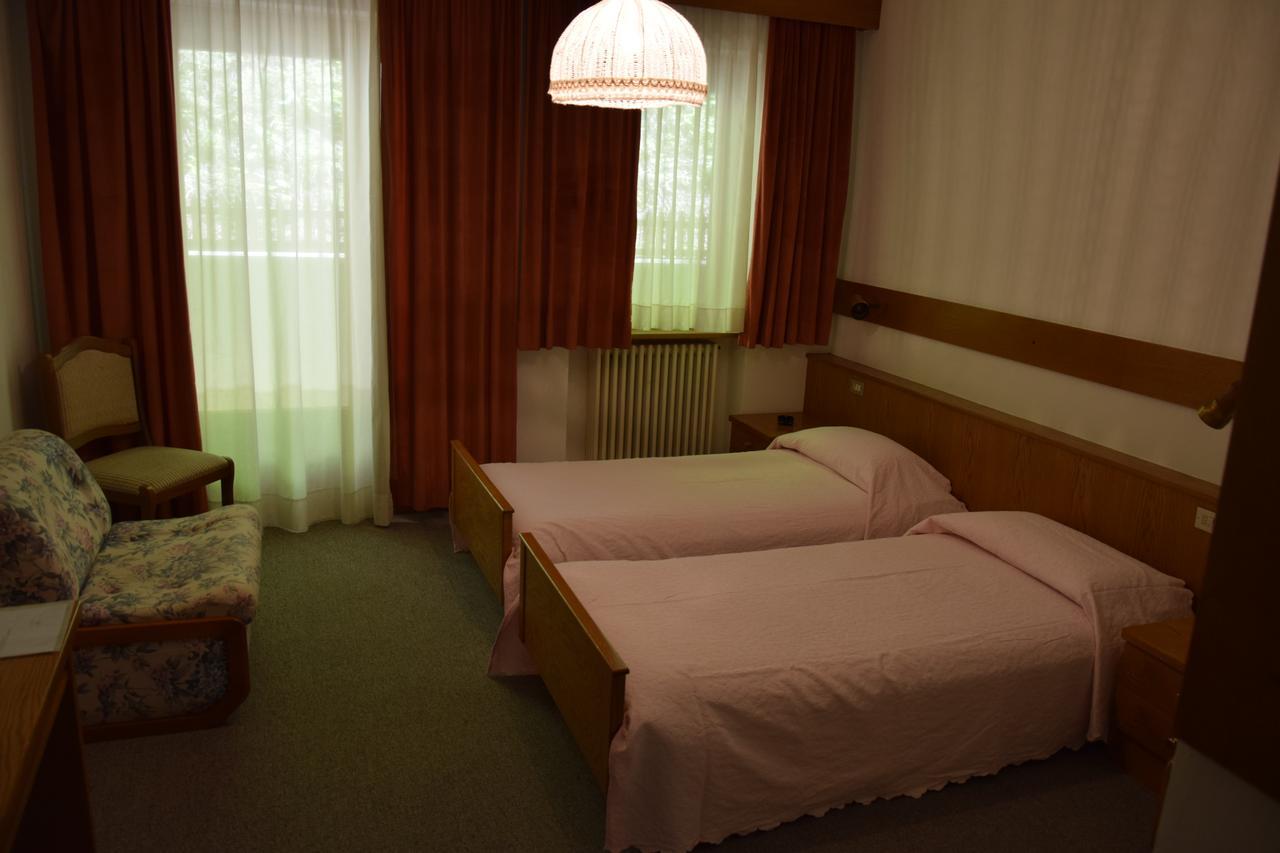 Hotel Alpenrose Alleghe Exteriér fotografie
